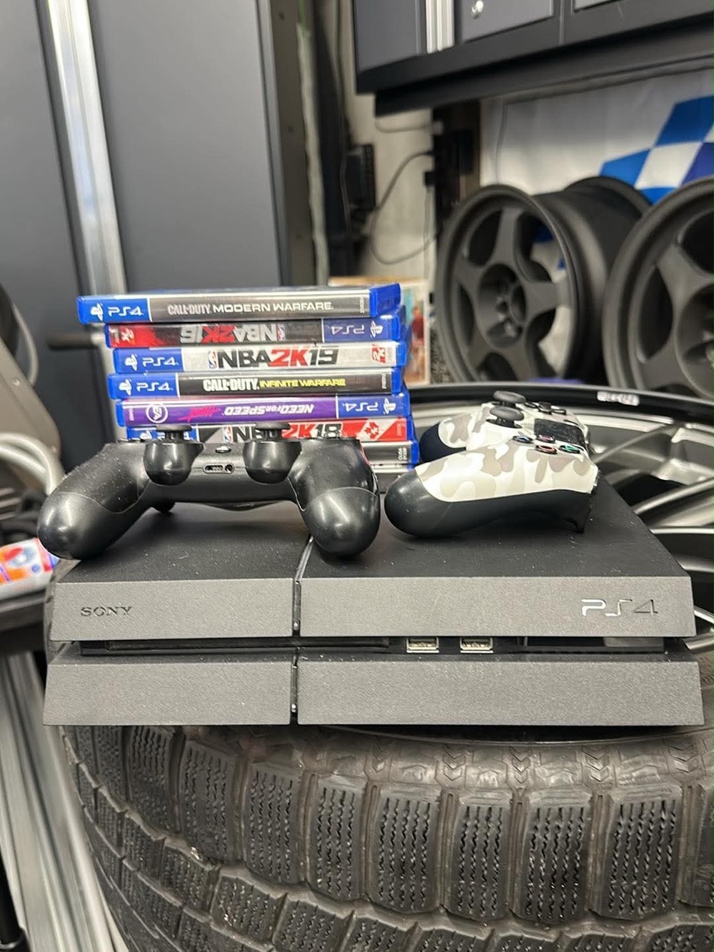 Sony PS4 Console Bundle in Black with 2 Controllers